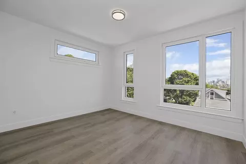 64 Alpine St #301, Boston, MA 02119