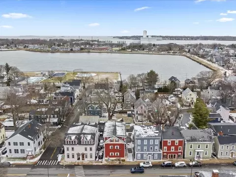 89 Bridge #3, Salem, MA 01970