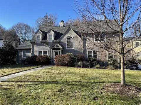 Exterior - 28 Bancroft Rd, Wellesley, MA 02481 photo 9 of 10