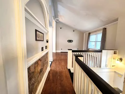 Entry Way - 204 Lower Gore Rd, Webster, MA 01570 photo 3 of 4
