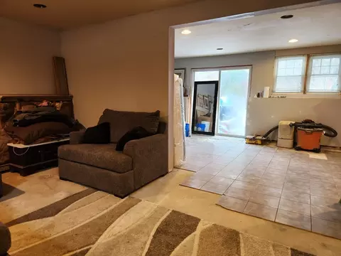 Living - 204 Lower Gore Rd, Webster, MA 01570 photo 3 of 3