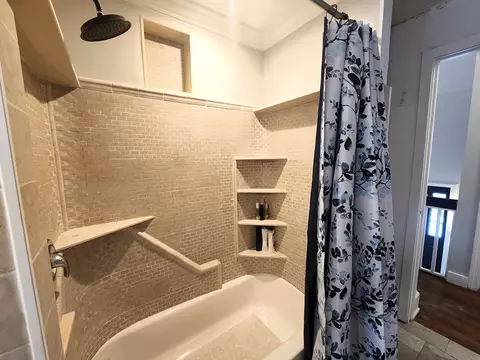 Bath - 204 Lower Gore Rd, Webster, MA 01570 photo 3 of 5