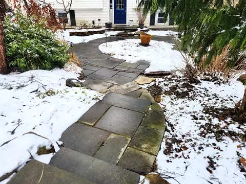Exterior - 204 Lower Gore Rd, Webster, MA 01570 photo 5 of 7