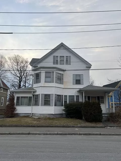 18 Weston St, Brockton, MA 02301