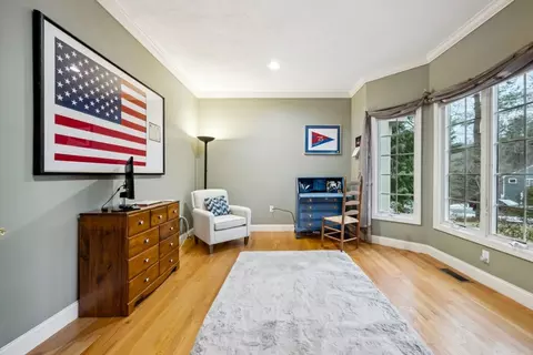 Living - 7 Devonshire Rd, Middleton, MA 01949 photo 12 of 13