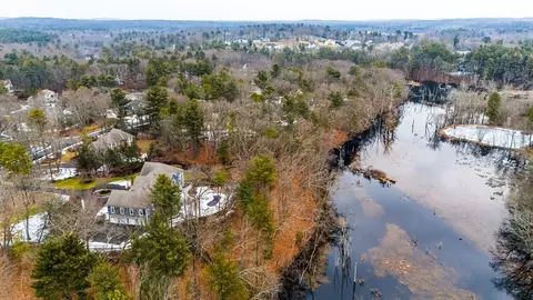 View/Area - 7 Devonshire Rd, Middleton, MA 01949 photo 2 of 2