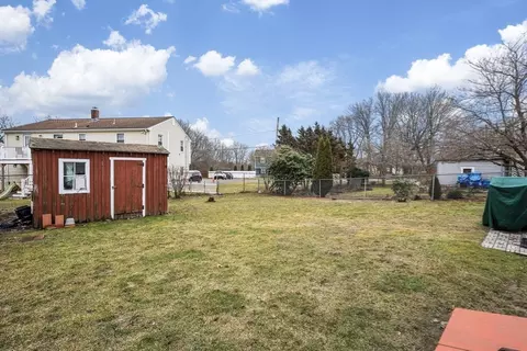 Exterior - 32 Beloit Rd, Dedham, MA 02026 photo 7 of 7