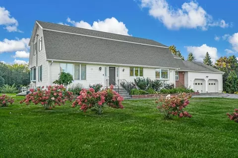 25 Fairbanks St, West Boylston, MA 01583