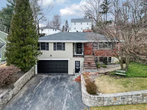 85 Woodland Rd, Boston, MA 02130