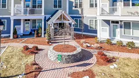 16 Taylor Dr #2003, Reading, MA 01867 photo 2
