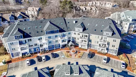 16 Taylor Dr #2003, Reading, MA 01867