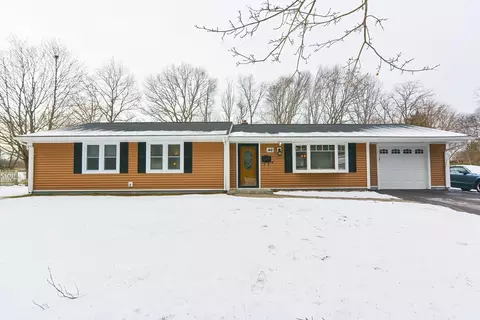 148 Burnside Dr, Swansea, MA 02777