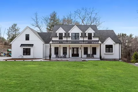 401 South St, Foxboro, MA 02035