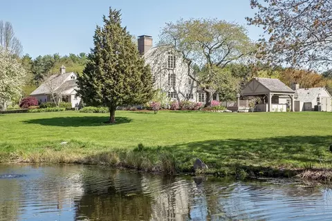 45 Doten Rd, Plymouth, MA 02360