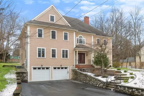 149 Burlington St, Lexington, MA 02420