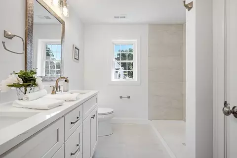 Bath - 32 Drexel, Worcester, MA 01602 photo 1 of 7