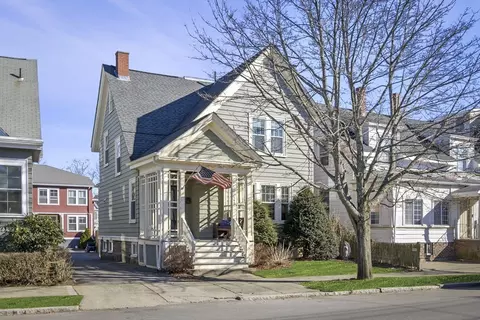 147 Burrill St, Swampscott, MA 01907