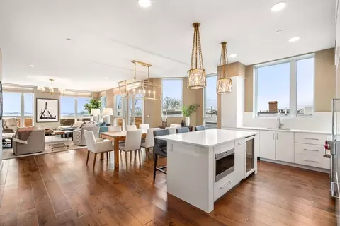 812 E 6th #PH1, Boston, MA 02127