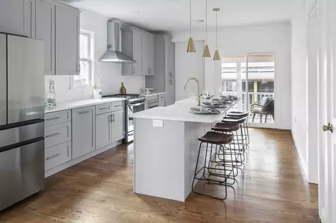 8 Whitman St #8, Somerville, MA 02144