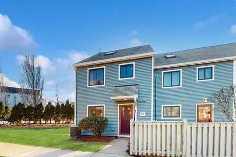 95 Governor Winthrop Rd #7D, Somerville, MA 02145