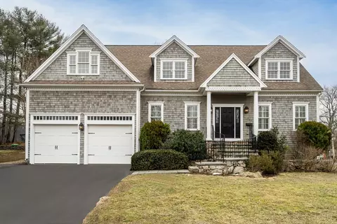 5 Blackman Ter, Needham, MA 02492