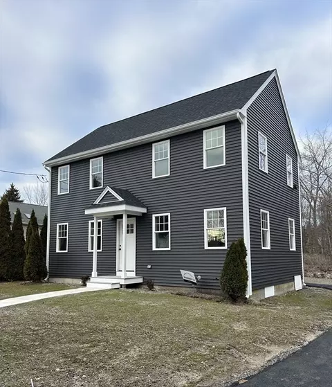 36 Fisher Ave, Attleboro, MA 02703