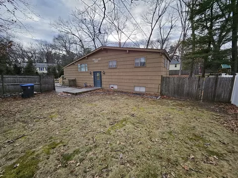 236 N Main St, Natick, MA 01760