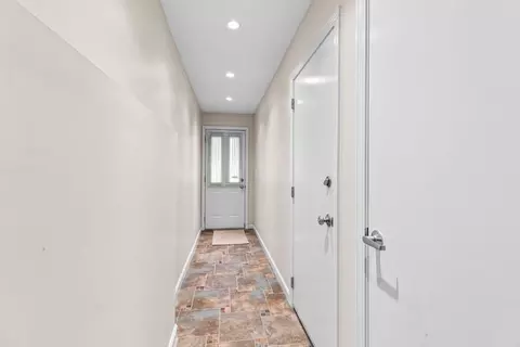 113 Beaconsfield Rd #113, Brookline, MA 02445 photo 16