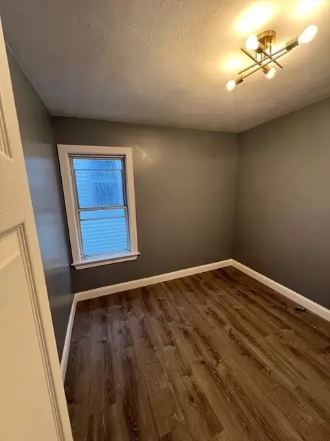 27 Wilcox St, Fall River, MA 02724 photo 16