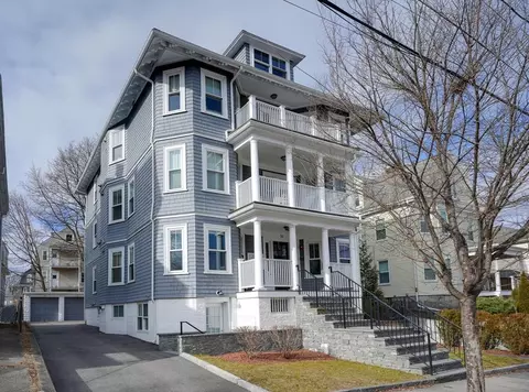 20 Marlboro St #1, Belmont, MA 02478