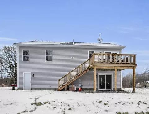 Exterior - 673 E Main St, Orange, MA 01364 photo 4 of 5