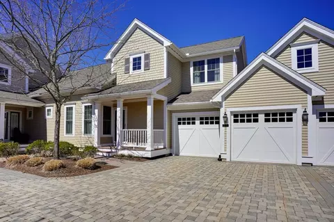 38 Seven Springs Ln #D, Burlington, MA 01803