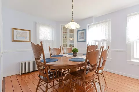 Dining - 541 Washington St, Gloucester, MA 01930 photo 4 of 5