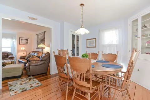 Dining - 541 Washington St, Gloucester, MA 01930 photo 1 of 5