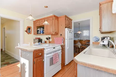 Kitchen - 541 Washington St, Gloucester, MA 01930 photo 7 of 7