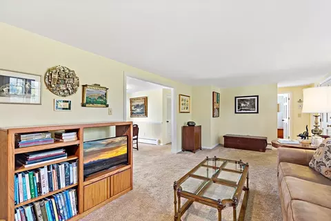 293 River View Ln, Barnstable, MA 02632 photo 4