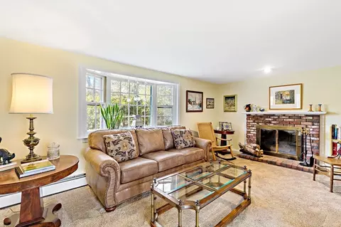 293 River View Ln, Barnstable, MA 02632 photo 3