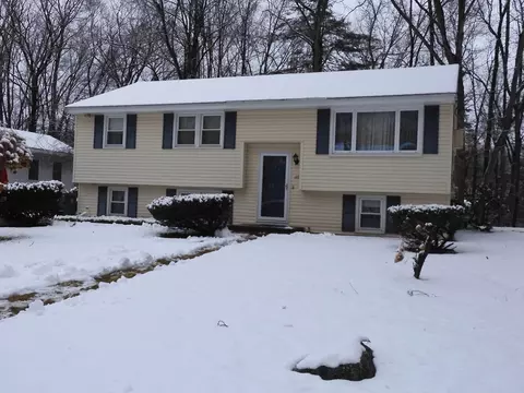 118 Butternut Ln, Methuen, MA 01844