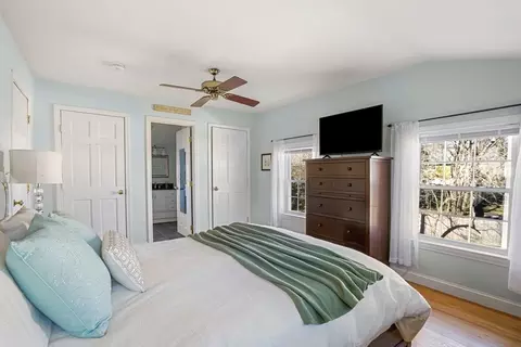 Bedroom - 10 Audrea Rd, Framingham, MA 01701 photo 2 of 6