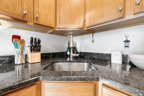 25 Elm St #1, Gloucester, MA 01930 photo 6