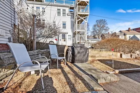 25 Elm St #1, Gloucester, MA 01930 photo 24