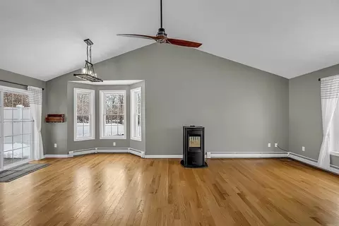 535 Clark St, Gardner, MA 01440 photo 14