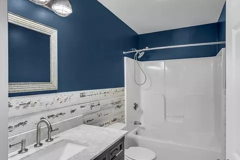 535 Clark St, Gardner, MA 01440 photo 16