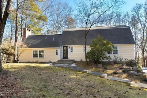 64 River Rdg, Sudbury, MA 01776
