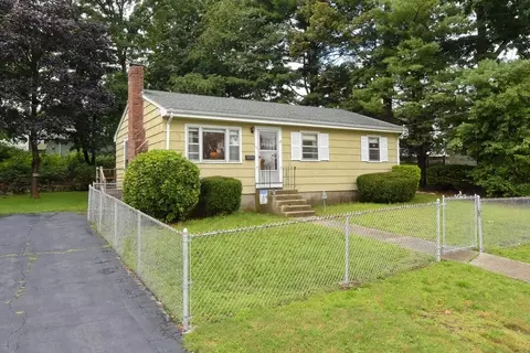 Exterior - 95 Ashcroft St, Dedham, MA 02026 photo 5 of 6