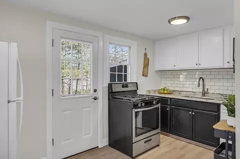 63 Neillian Way #63, Bedford, MA 01730