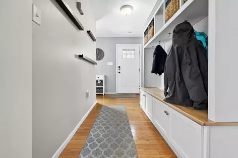 Entry Way - 39 Beverly Dr, Georgetown, MA 01833 photo 2 of 2
