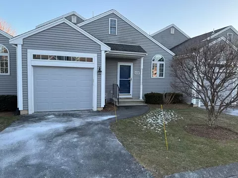502 Village Ln #502, Bellingham, MA 02019