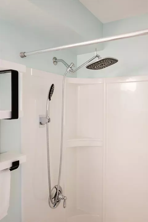 Bath - 34 Bayview Ter #10, Danvers, MA 01923 photo 3 of 3