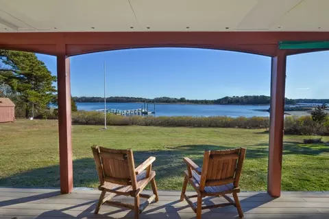 95 South Rd, Bourne, MA 02559